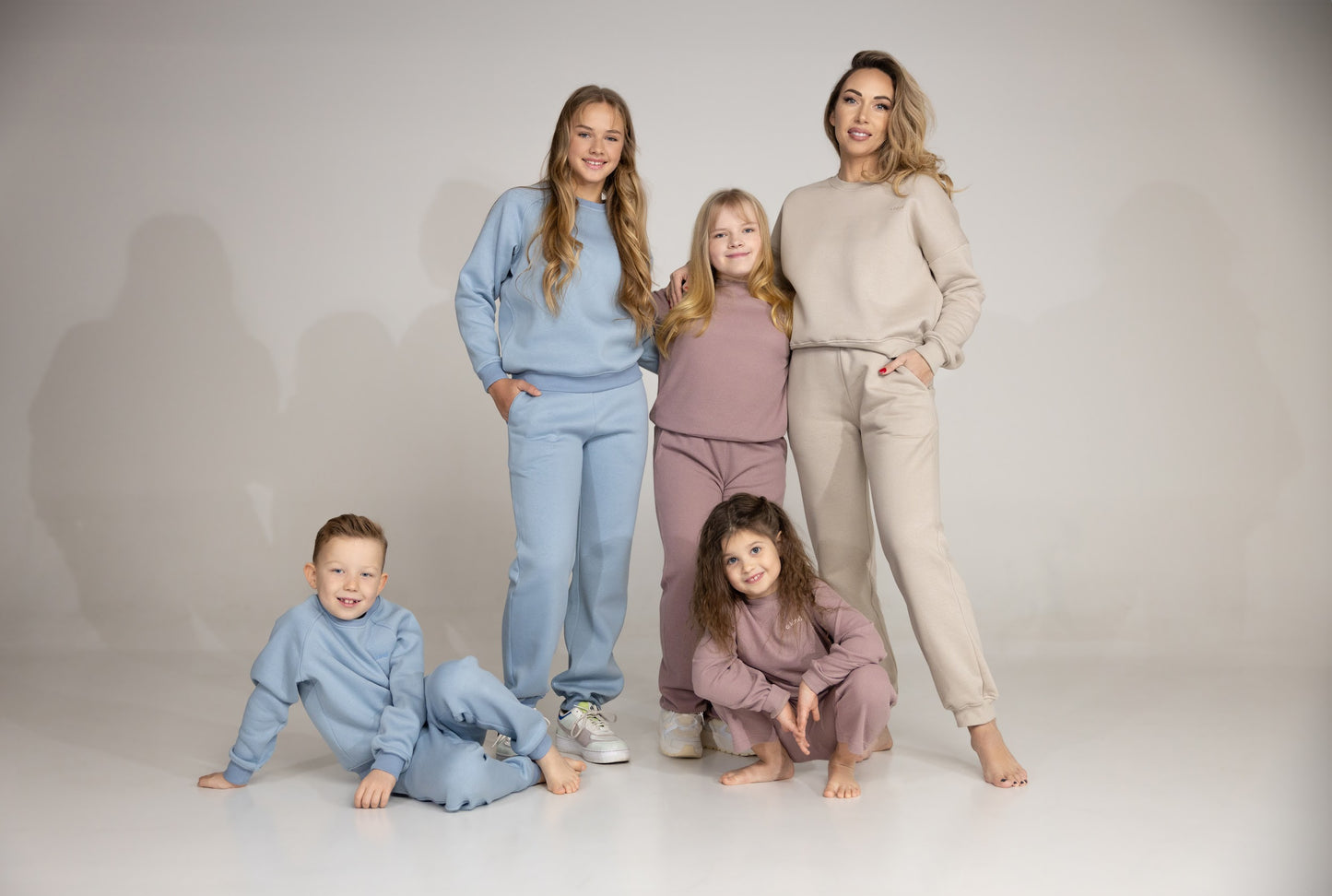 KIDS SWEATSUIT a kind x BY_BERTANE