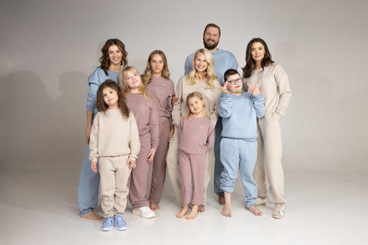 KIDS SWEATSUIT a kind x BY_BERTANE